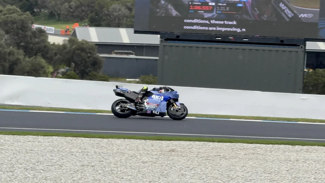 直升机没起飞，正赛取消就是0分：MotoGP澳洲站这场雾里的规则、争议与雪邦观赛清单