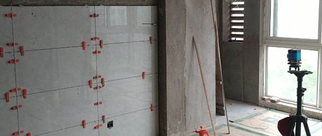 退完款还不够，她接着发了几十条"避坑"视频，法院：删视频、道歉、赔钱