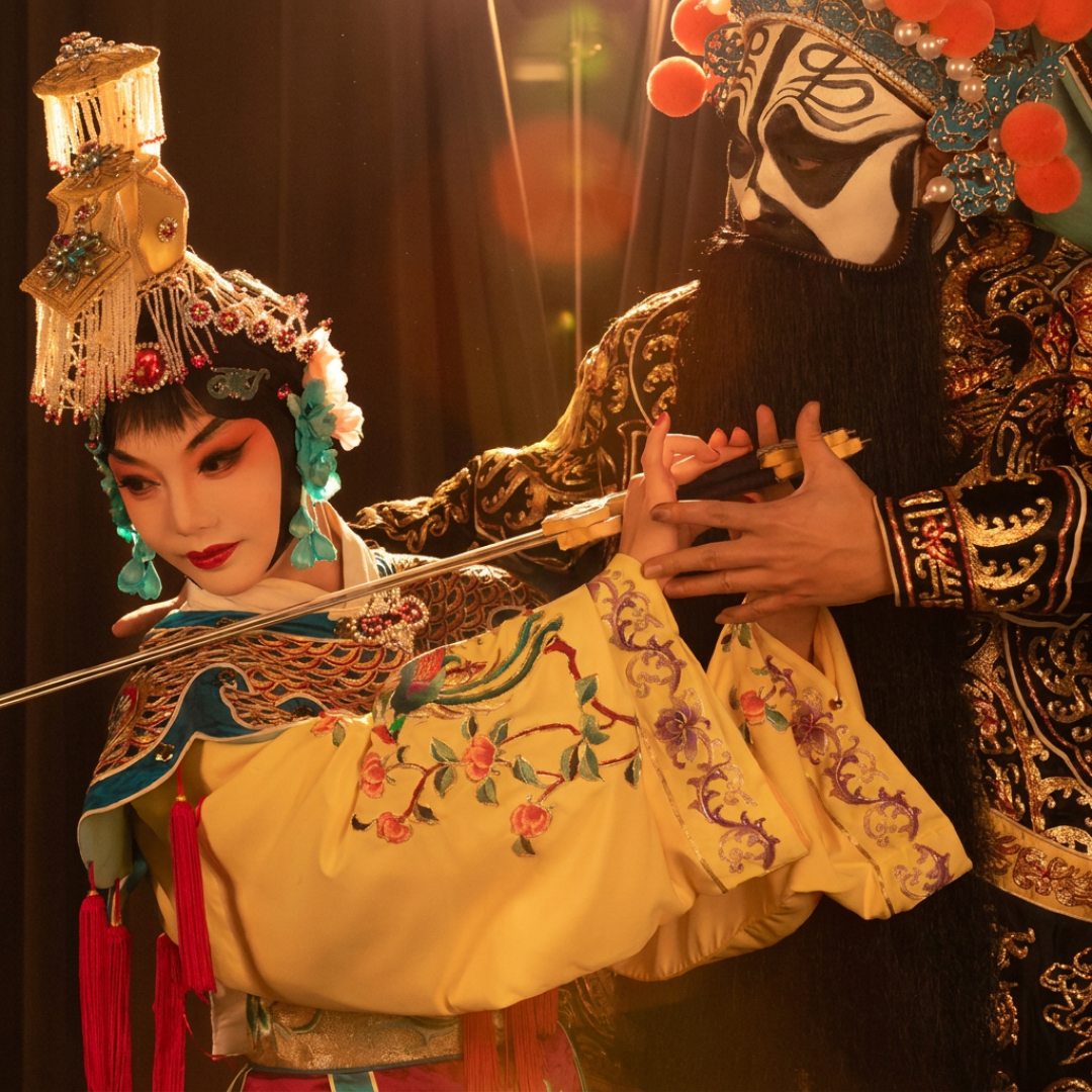 刷疯了的程蝶衣混剪,BGM几乎没一首是《霸王别姬》的:这份张冠李戴歌单,错得很有道理
