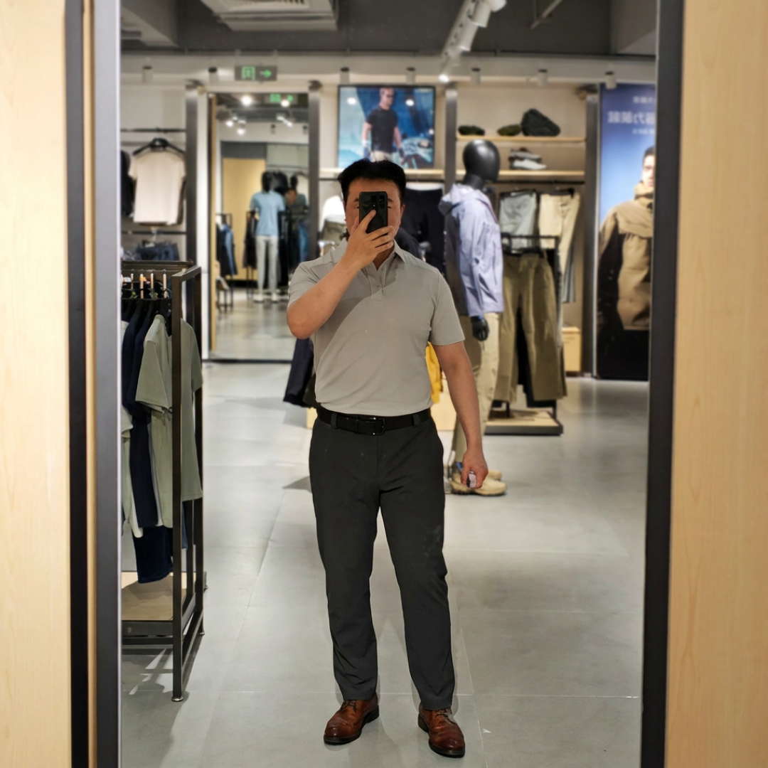 龙牙把男装店开进写字楼:半年新增三成门店,面料摸得着、尺码当场换,连博格丹都去扫货