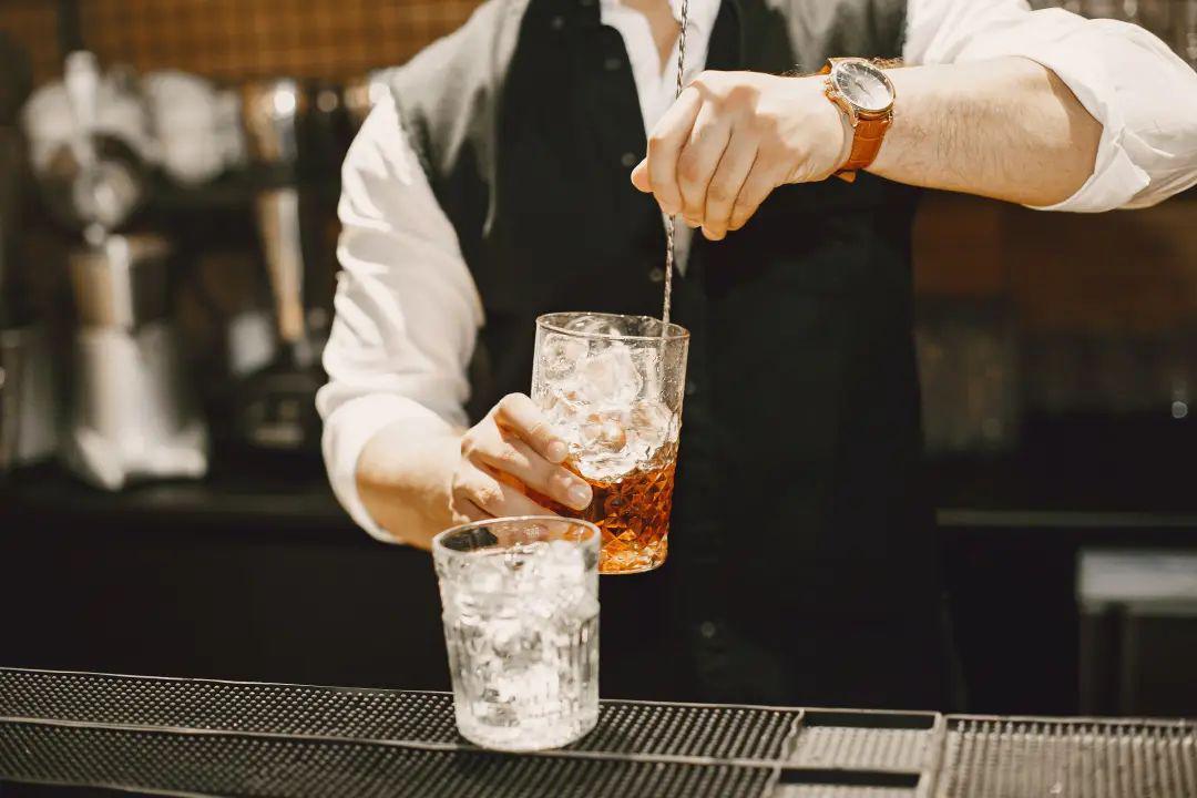 双11囤调酒,先给每瓶酒看