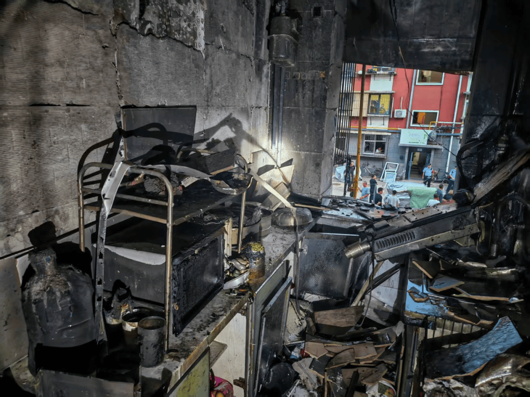 工人独自进屋补装燃气表，爆燃致住户身亡：唐山这份事故调查报告，换过表的家庭都该读一遍