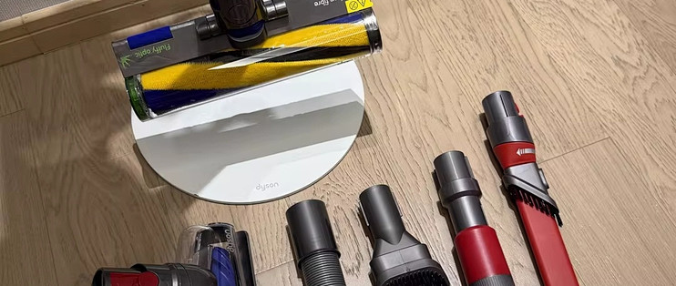 激光照过之后，我才发现家里原来这么脏