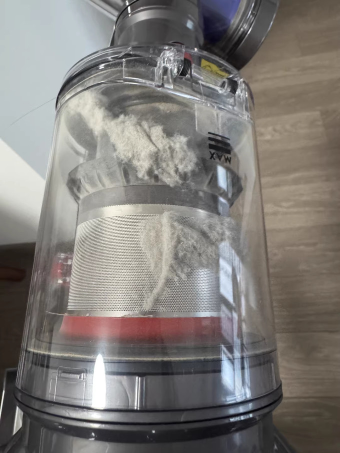 戴森吸尘器