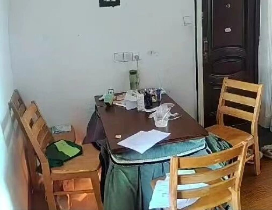 9旬老人家里的火苗、"一两万个才出一个"的回应，和一年半后的召回公告