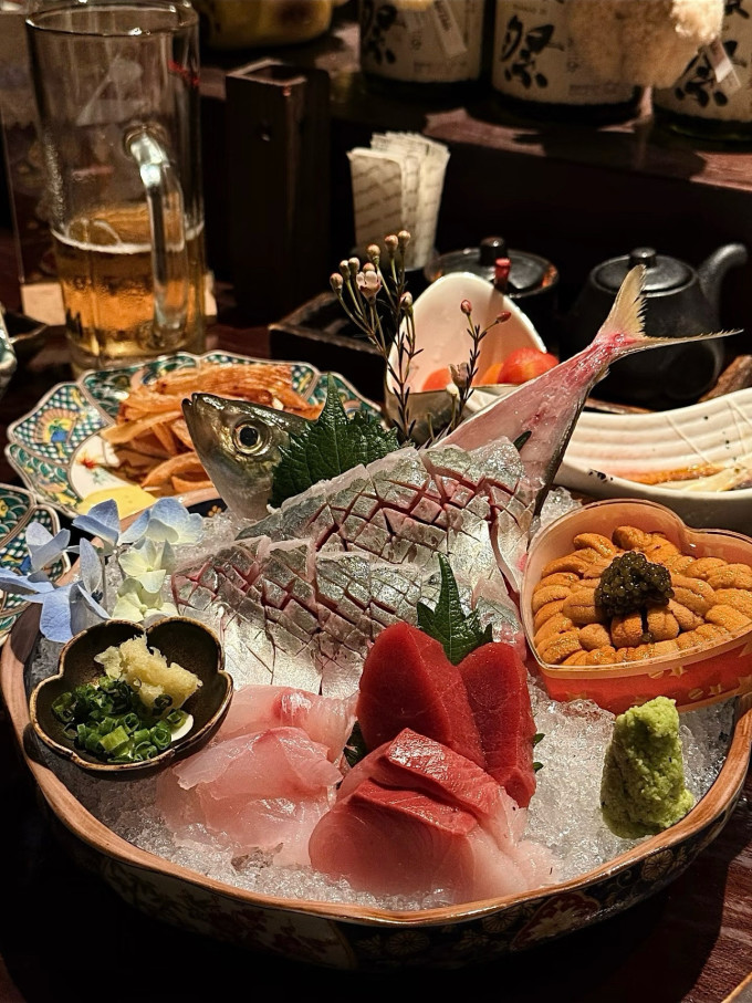 聚会餐饮