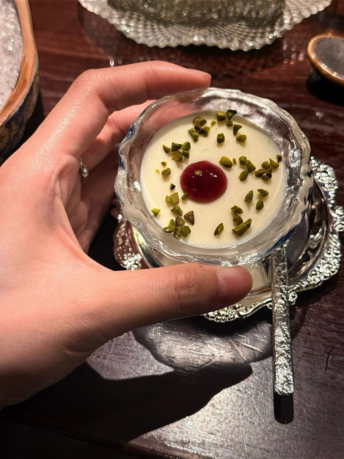 聚会餐饮