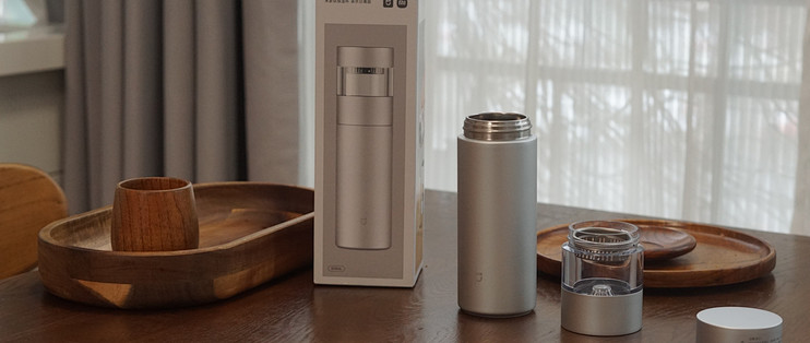 找了好久的泡茶杯！米家这只钛保温杯 茶水分离版终于戳中我了