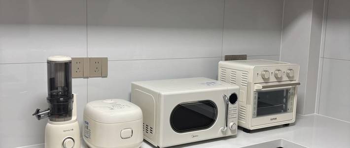 三台机器干一件事：有娃厨房小电先合并再下单