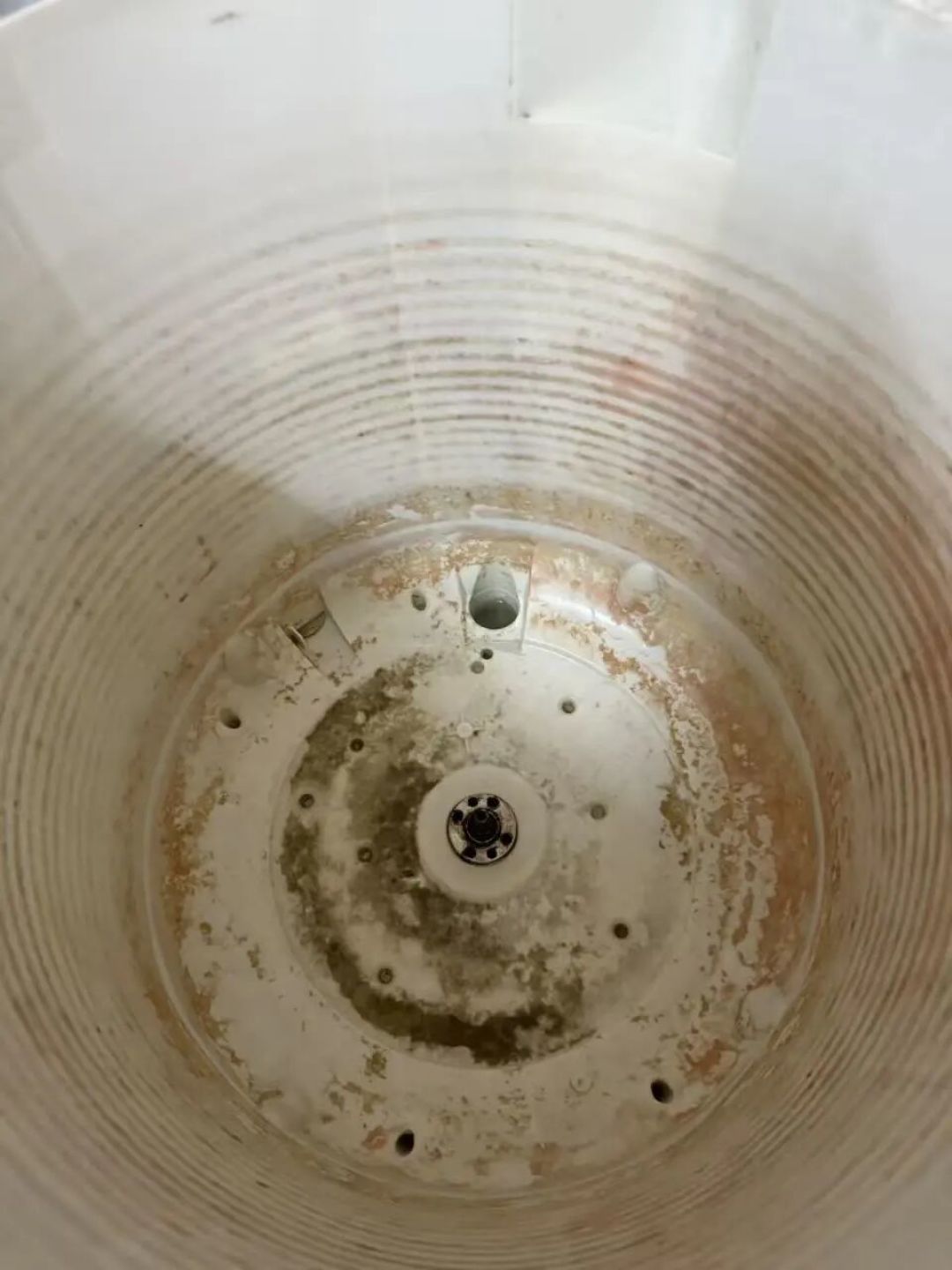 260元全拆洗翻车!换2次减震器1次电机,美的师傅:别随意拆洗