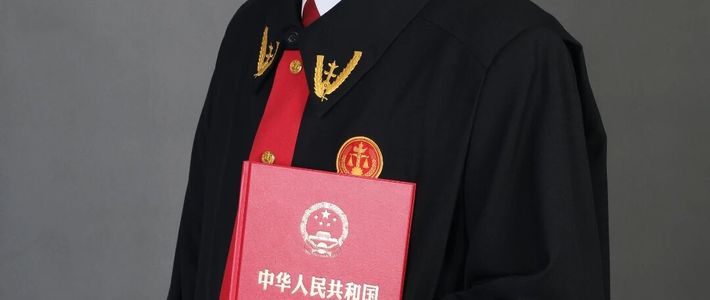 离卧室窗40厘米，法院判了：拆！邻居空调外机这笔账，供暖季前先看看