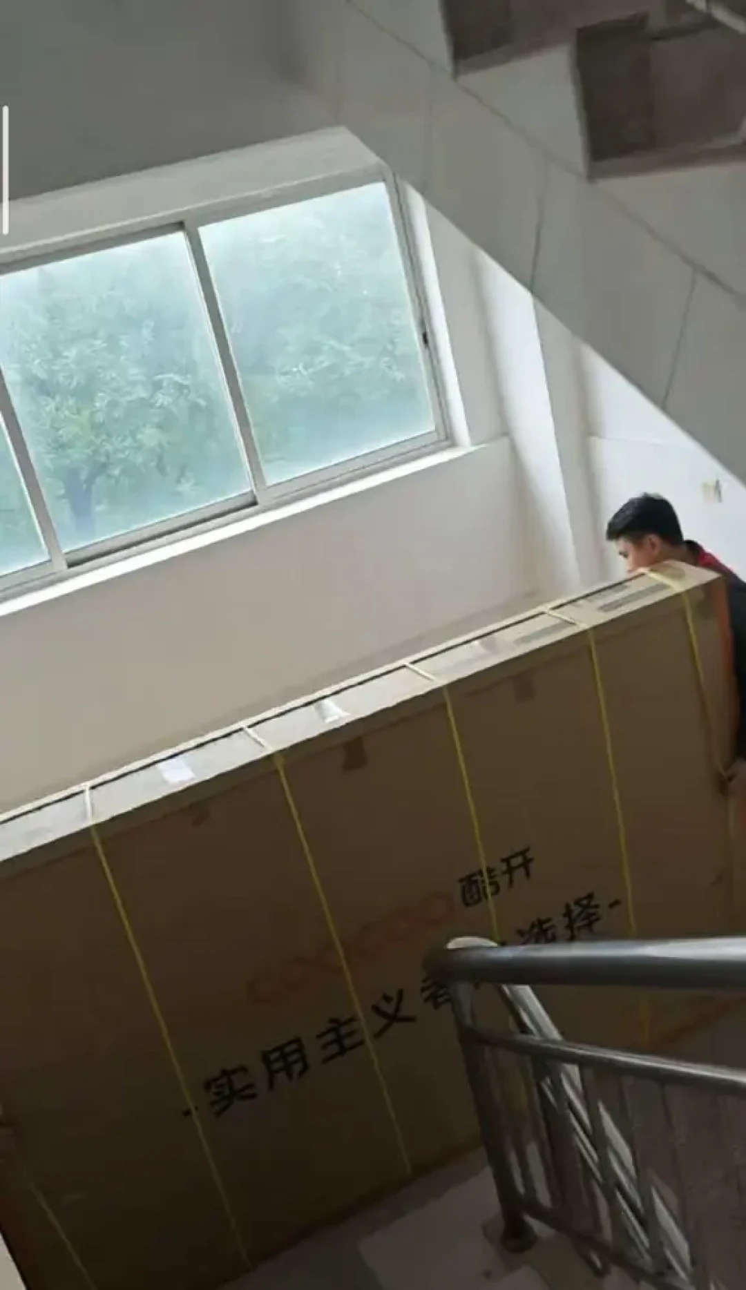 双11下单98寸前,先看电梯装不装得下,再看价格香不香