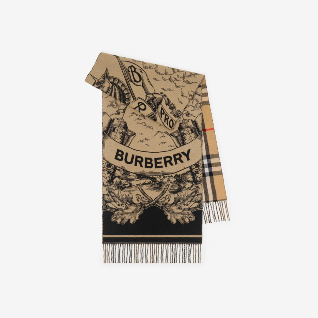 专柜7950的Burberry战马围巾，山姆卖3799：抢到的人先问“不怕假货吗”