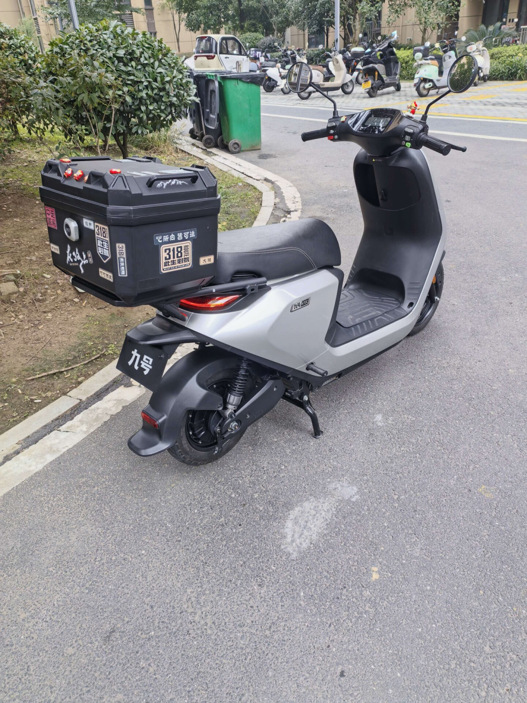 年末电摩新车潮挤进双11:九号N5官宣、小牛80km/h进工信部公示,买现款还是等新车?
