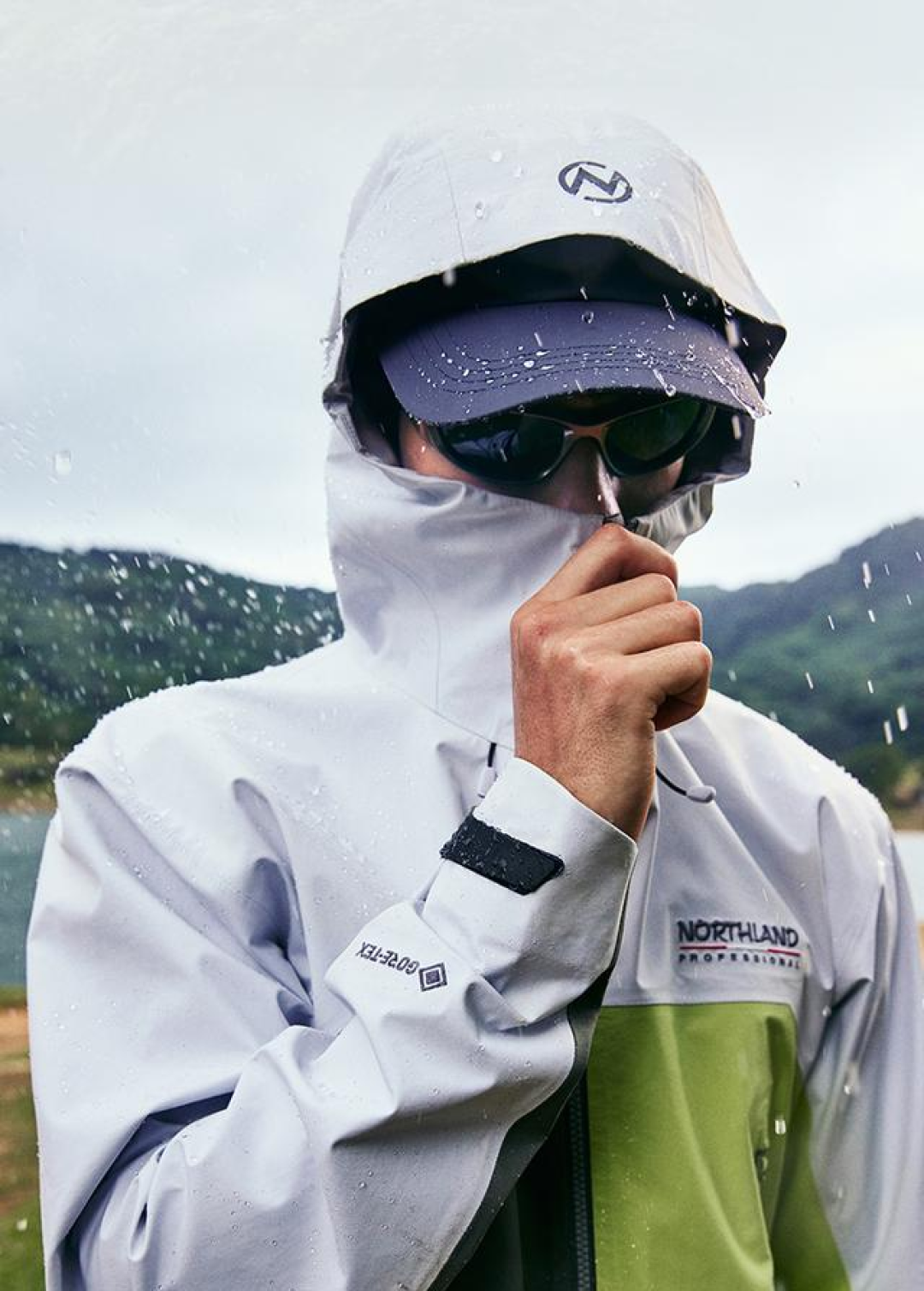 GORE-TEX 五十岁：它的「透气」排的从来不是汗