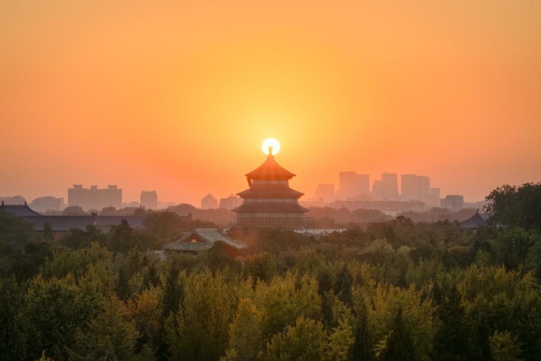 尼康ZR入选时代最佳发明：上市一年从首发1万4跌到1万2，该上车吗？