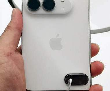 iPhone Duo开售即翻车！新机到手数小时屏幕开裂，售后却怀疑人为