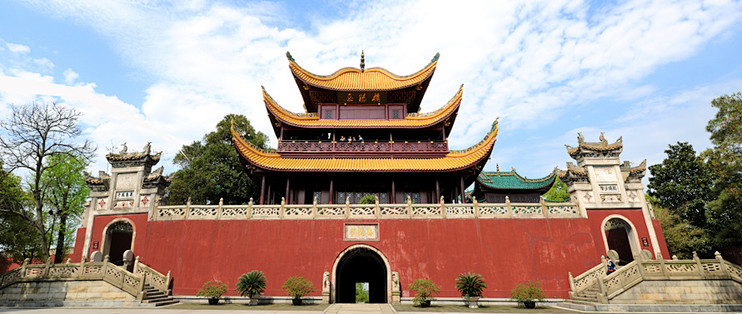 范仲淹没登过岳阳楼，却用360余字让它重修了近千年