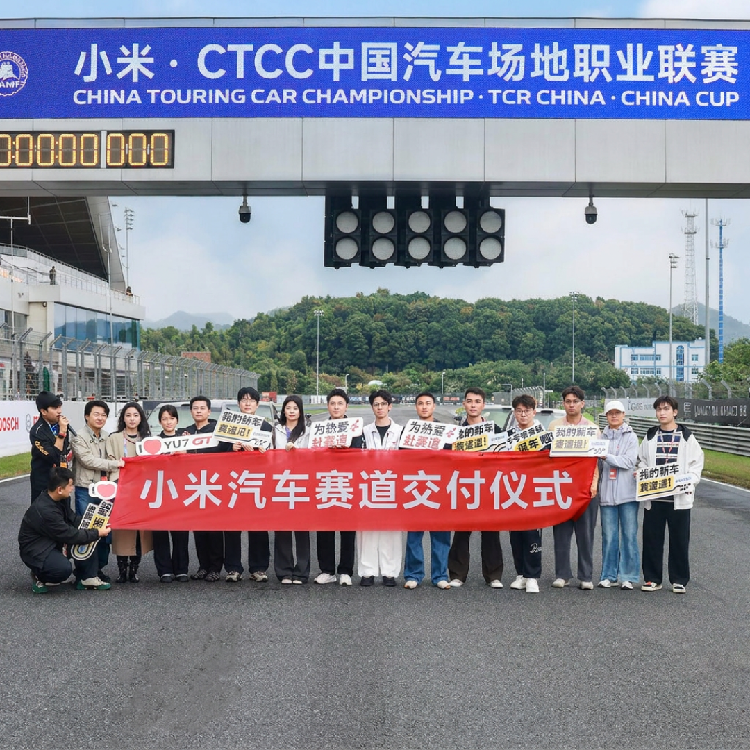 「同档最安全」冲上热搜,9月的「助力器故障」帖却被翻出:先把两种「刹车失灵」分清楚再吵