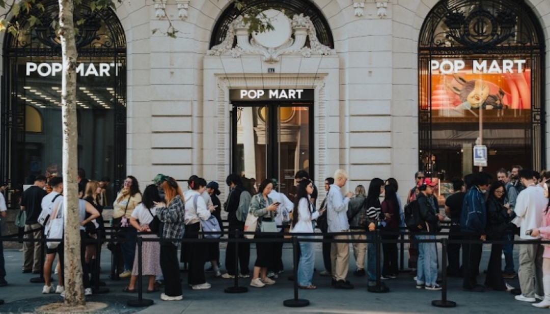 月卡280元、永久580:抢空限量盲盒的“探路狗”,和一套精确到克的手感攻略