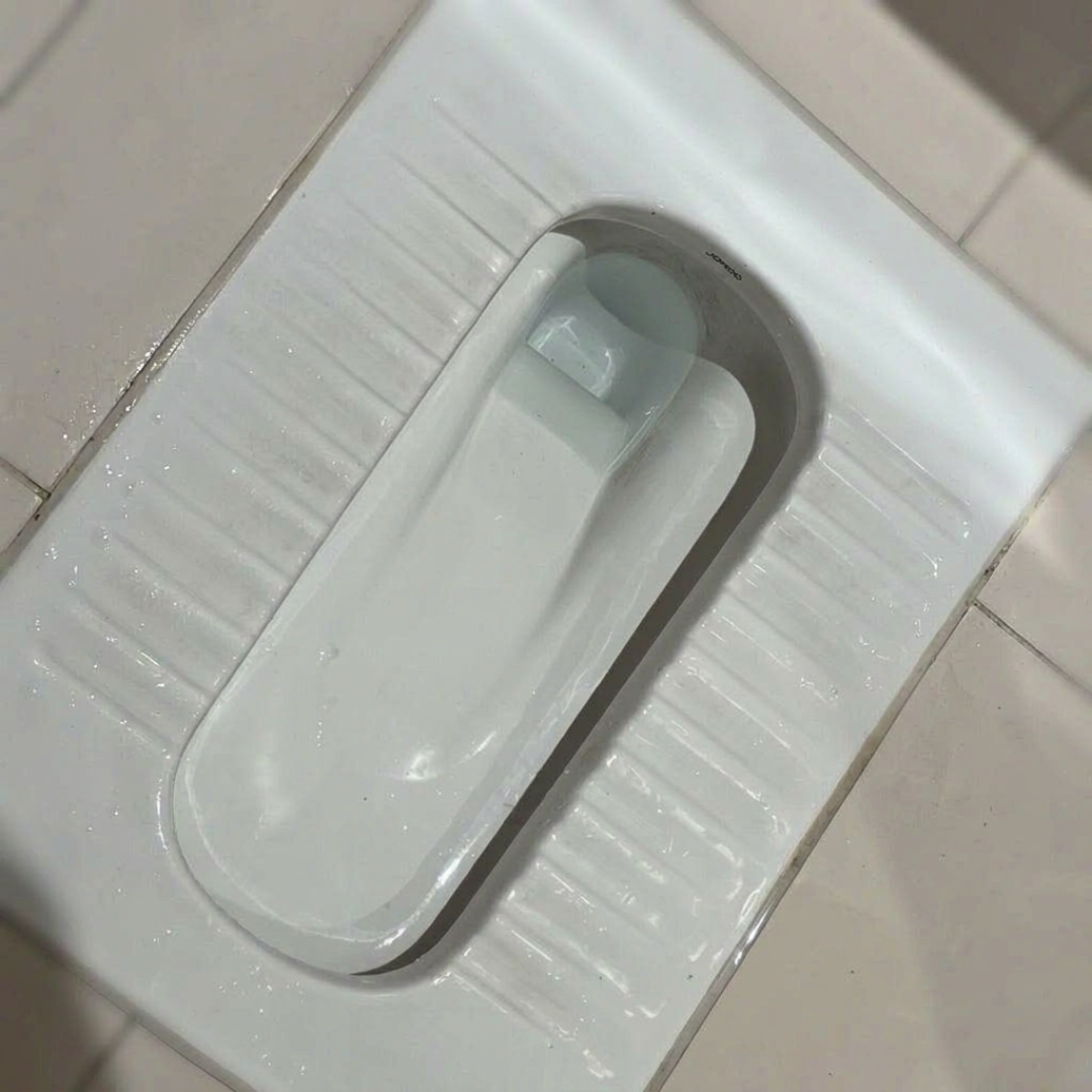 恒洁蹲便器溅不溅尿，两百条评论吵了一年多：防溅防的是便便不是冲水，双11付钱前先把坑深、管口、沉箱三个数钉死