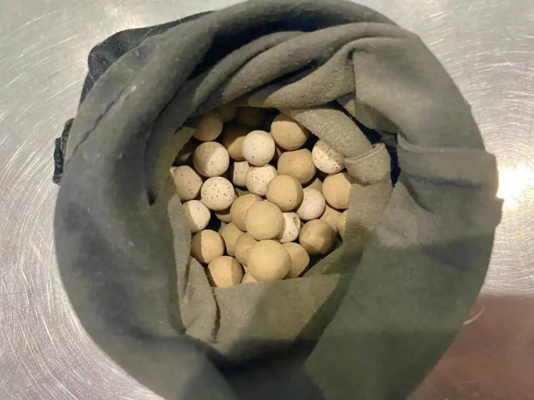 戴一天≈近百次胸片:妈妈买的“能量石”,先带它去做个检测
