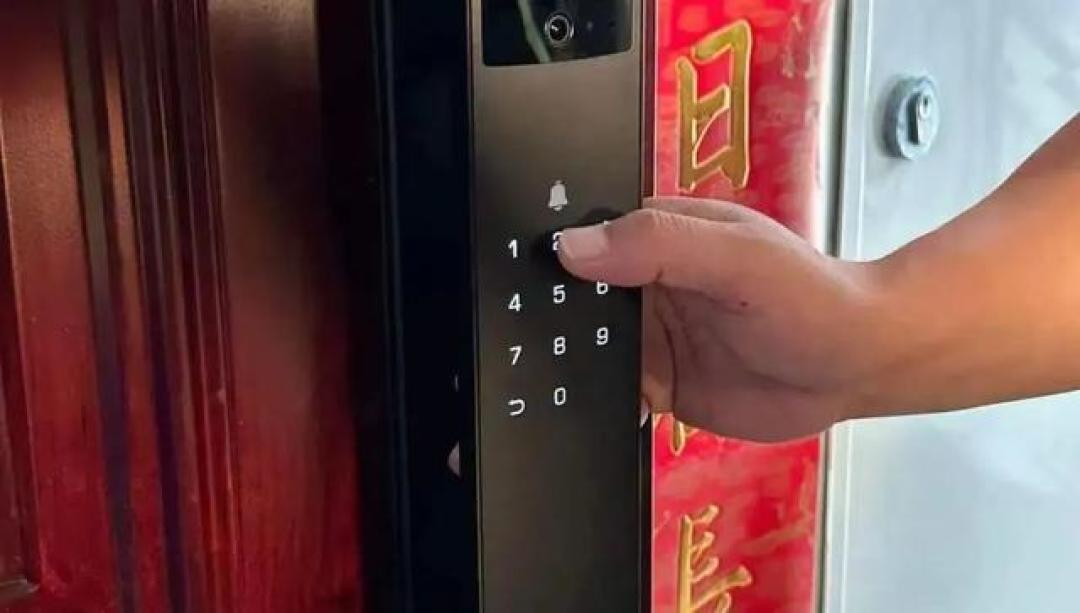 一把拍到邻居门口的摄像锁,被判拆了:双11下单前,先对照这条北京法院划的线