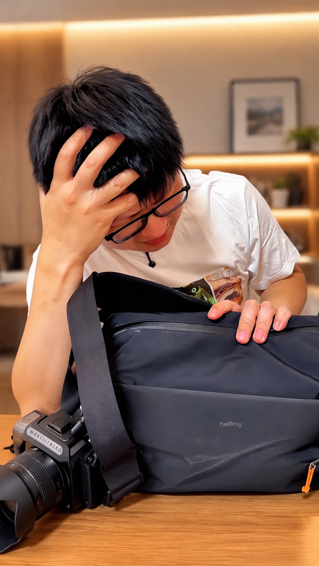 扫街的人，开始退掉相机包了