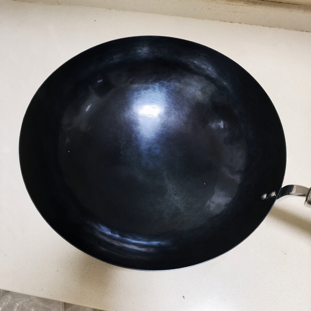 一顿西红柿炒蛋，炒掉了臻三环的烤蓝：蓝层、氮化层、油膜，到底哪层才防粘？