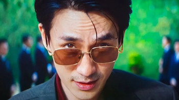 从心理学角度看《空枪》:性格即命运从自卑到表演型人格的万梓强