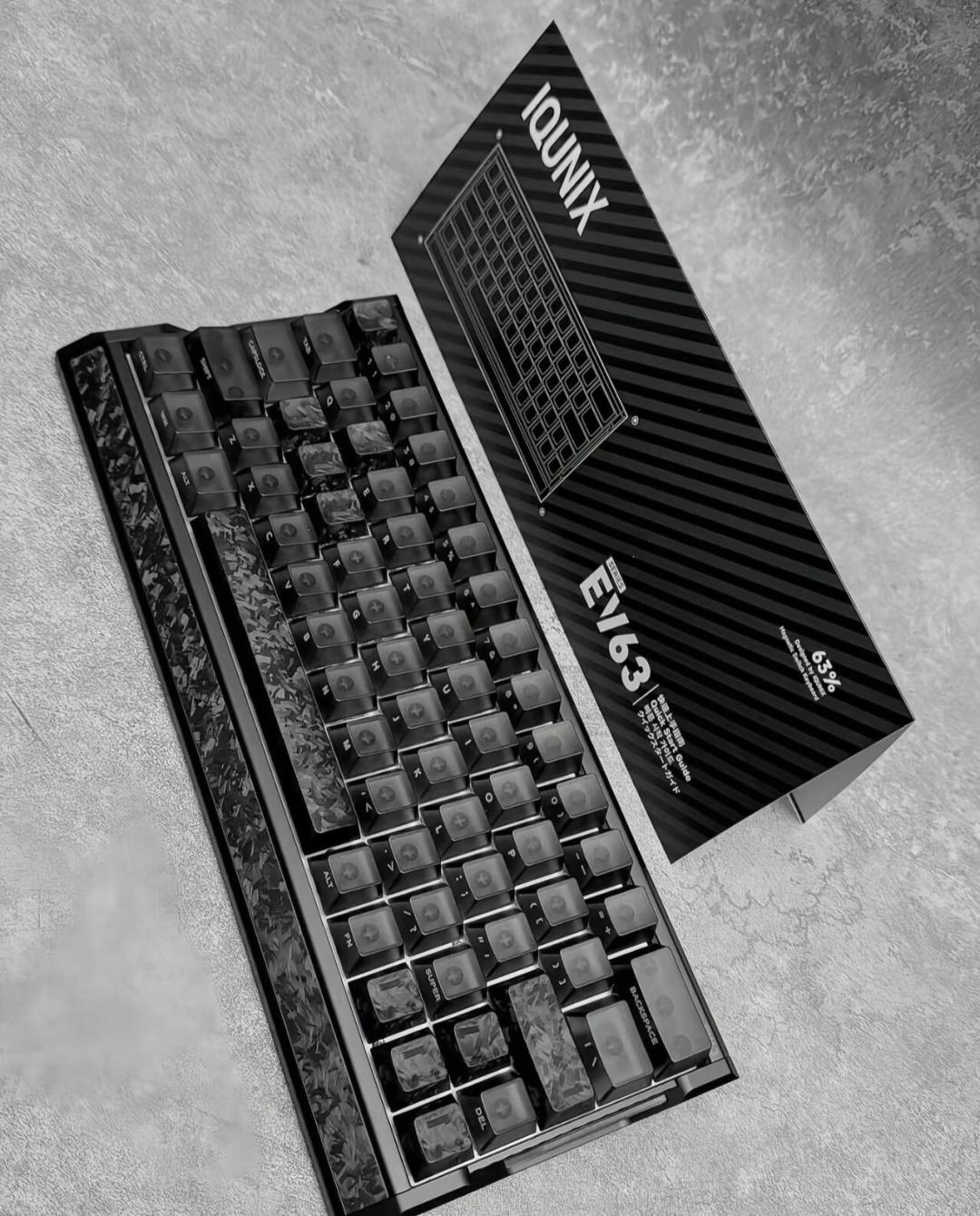 告诉hanghang不用等10w+了：EV63粉武士，双11送礼顶流