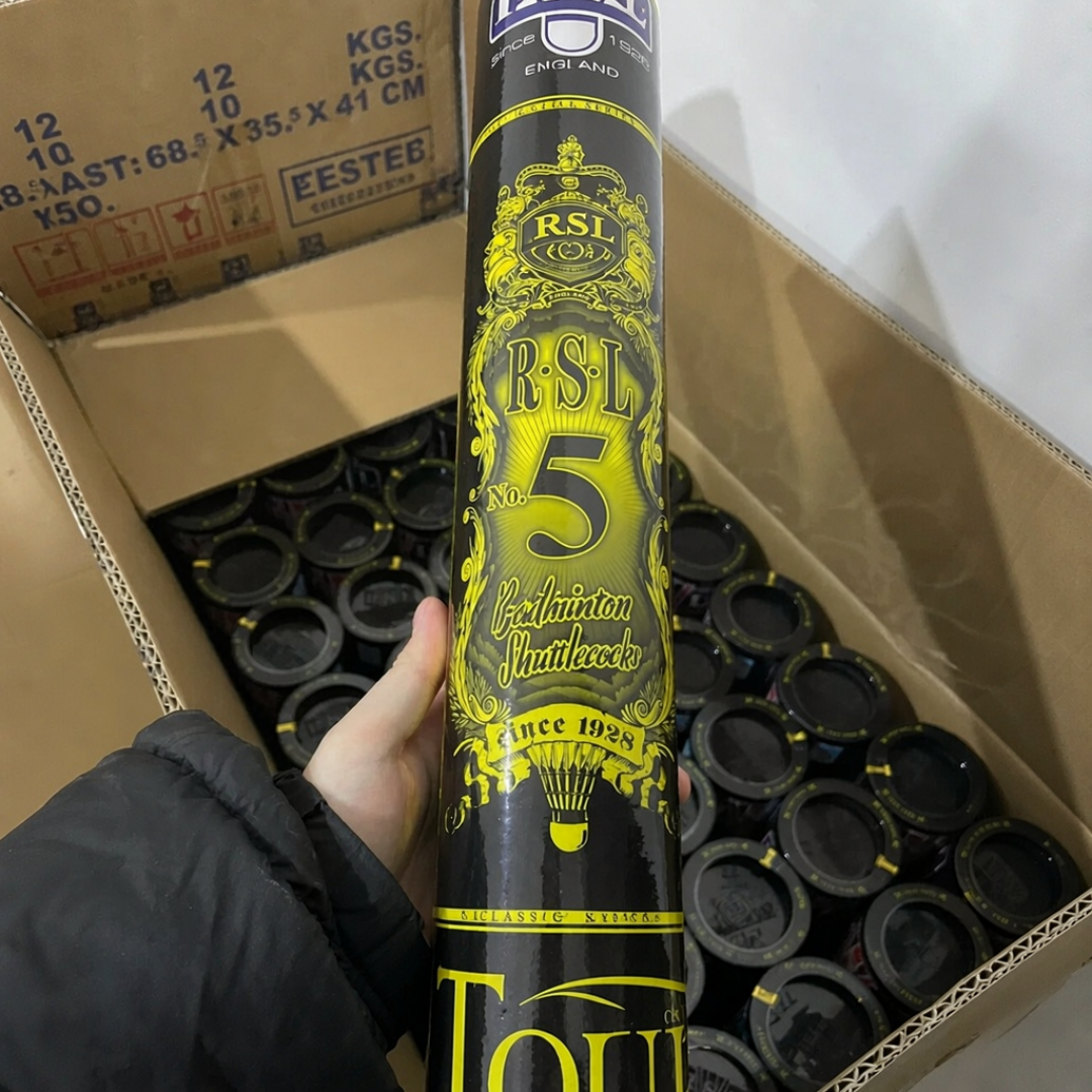 一批便宜30块的羽毛球凌晨“爆雷”：双11囤亚前，先看清“期货球”