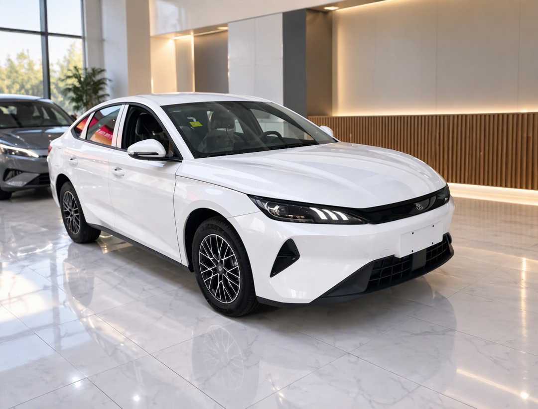 帝豪5.99万上新：大屏、手动挡都在，三代秦PLUS明日上市