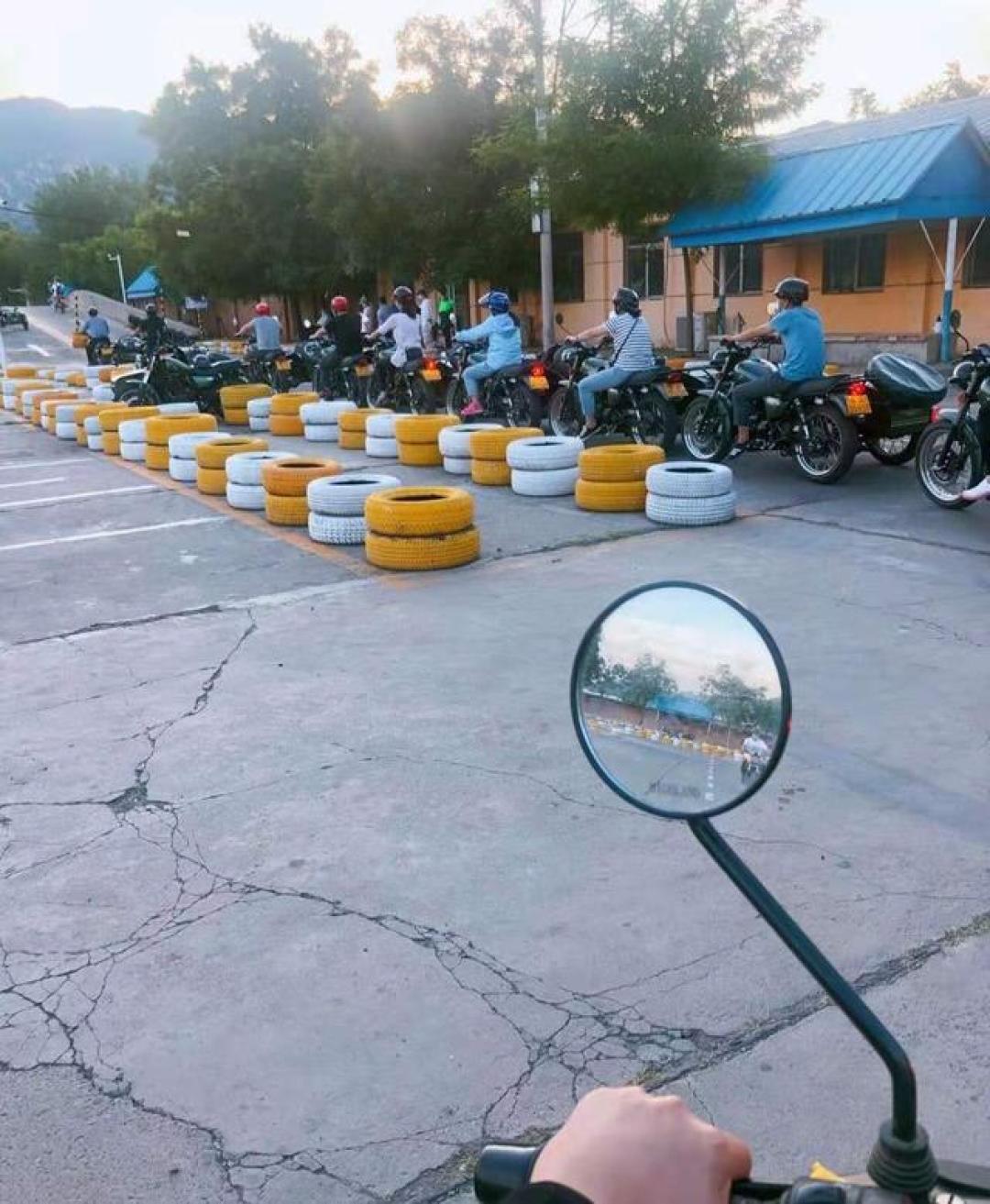 双11驾校把D/E照卖到588，官方考试费只收一百出头：掏钱前先问清这588包了什么、包几次补考