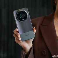 Mate90成了Mate史上第一次破发的一代，这届双11的华为旗舰预算，我建议花在去年的80PM上