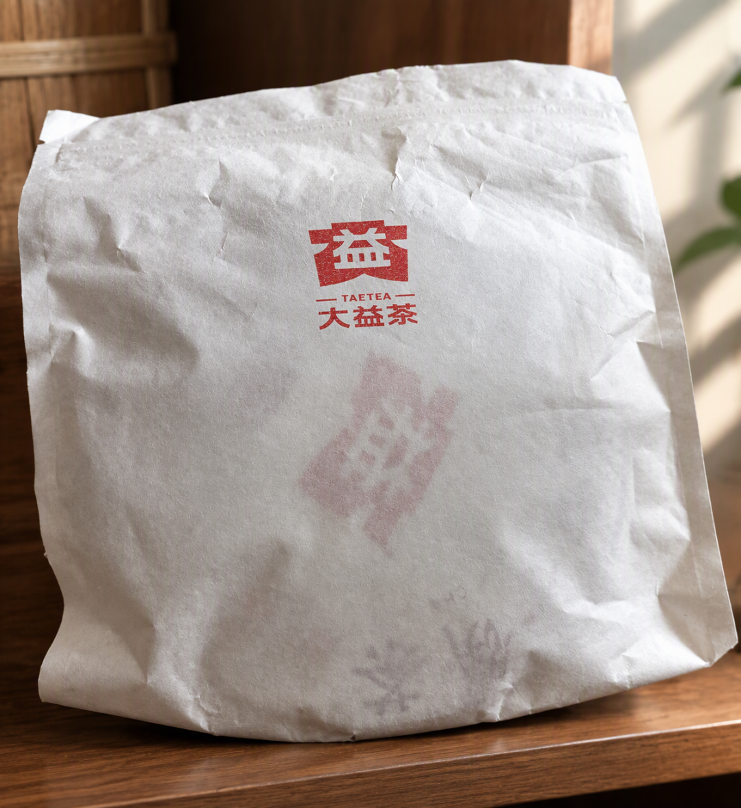 双11囤的大益先别塞柜子：白点未必是霉，真空反而帮倒忙