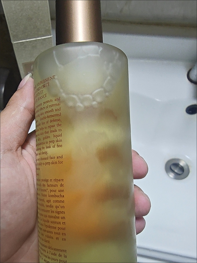 爽肤水