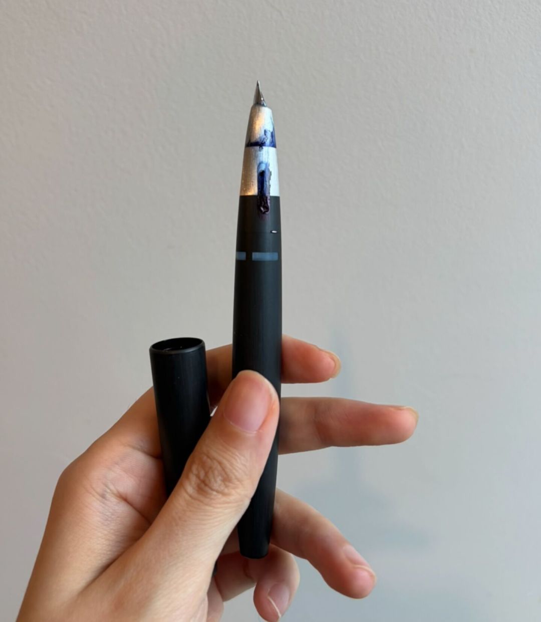 18条凌美漏墨帖里，只有三类是笔的问题：别急着动刀片，也别先丢了那张保修卡