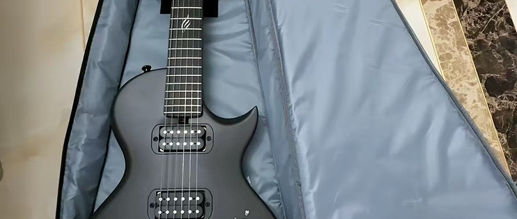 【双 11 好礼】恩雅 NovaGoSonic 碳纤维智能电吉他，新手首选