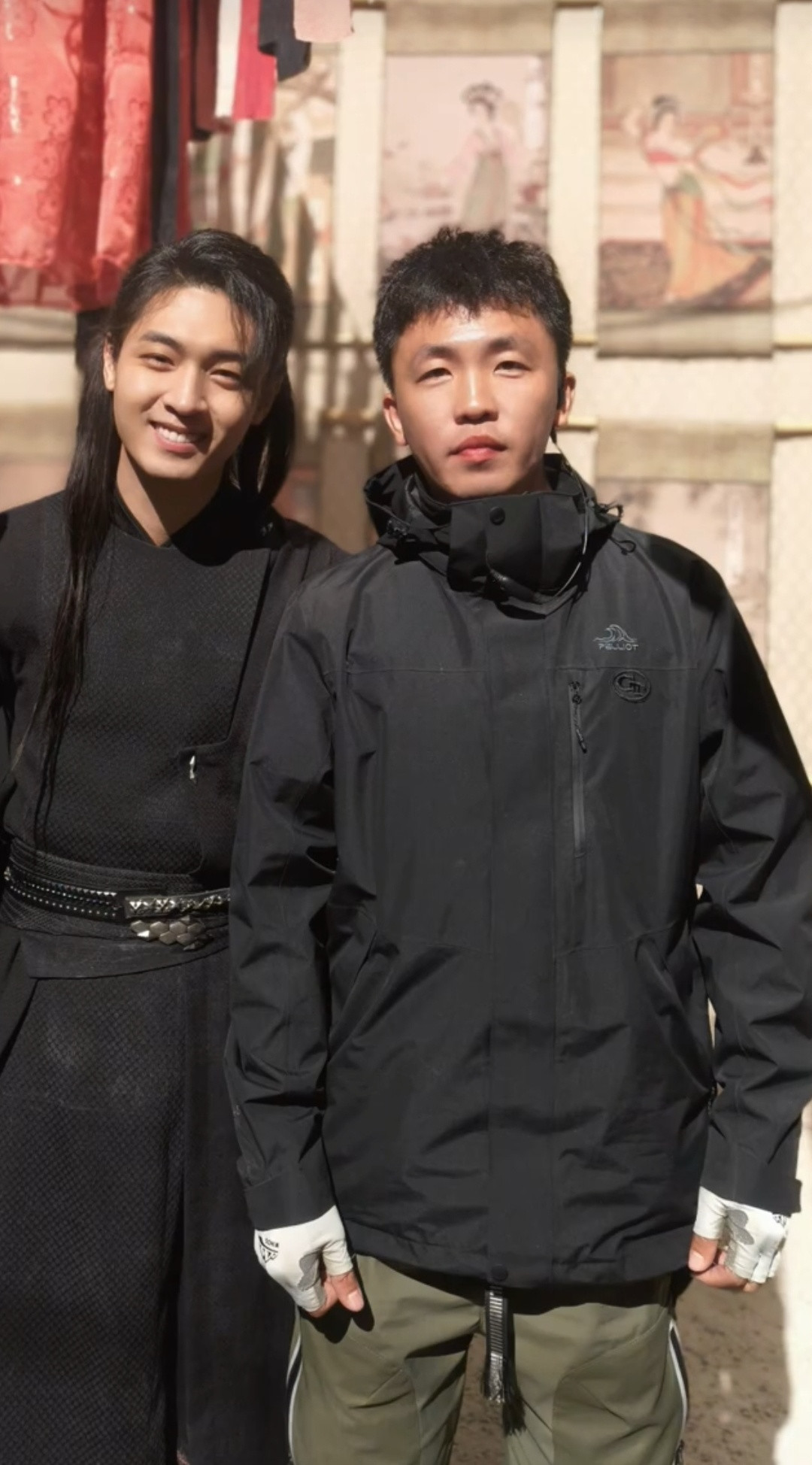 岳云鹏《绝顶富贵》下证了:只有10集、优酷独播,他为角色真剃了光头——这部德云社团建剧到底要不要蹲
