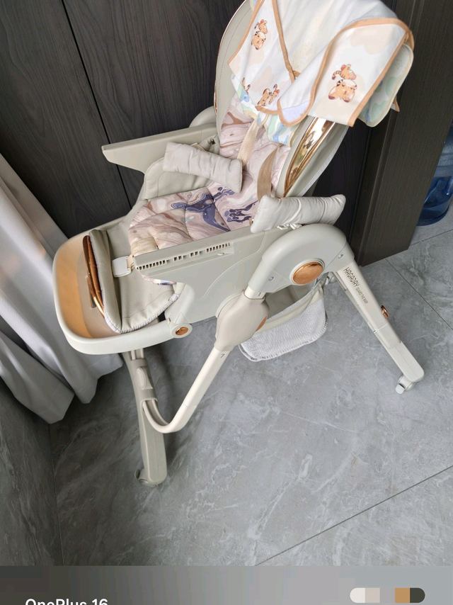 哈卡达古兰凰Pro宝宝餐椅