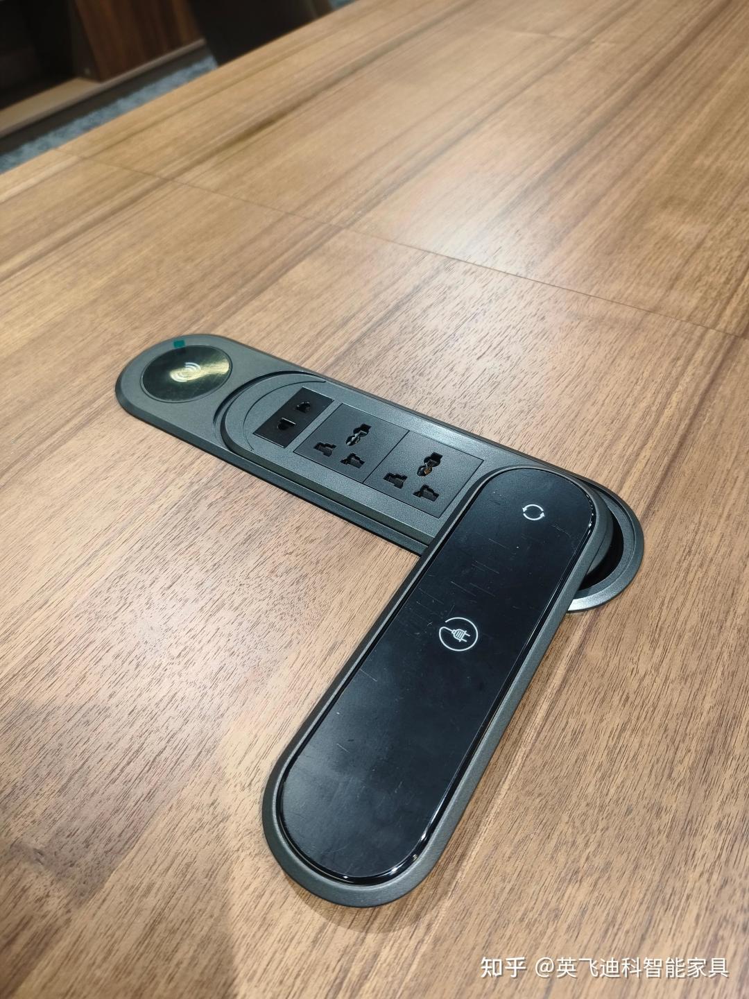 你的极简桌搭,可能只是个