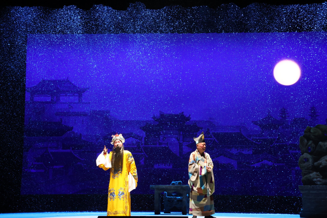 郭德纲太原场被倒查,官方回应来了:违规是真,但“禁演”先别急着传