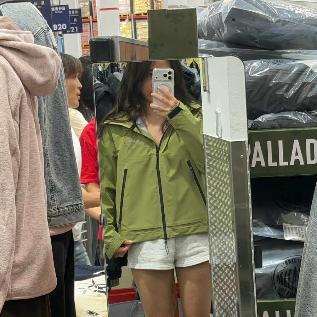 “凯乐石平替”,开始被明牌喊出来了:480的排骨、278克充绒的面包服,谁能替、谁不能,一次算清