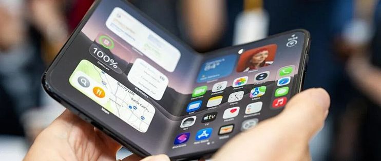 15999元的iPhone Duo，修一次内屏7998元，还排不上队