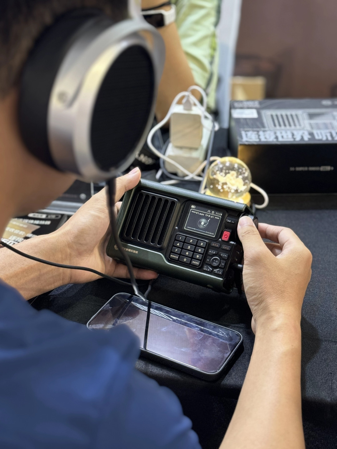 怀旧收音机买前先泼冷水：你修得好机器，未必还收得到台
