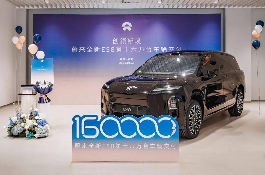 最便宜的拿下月冠:大型SUV前三差不到800台