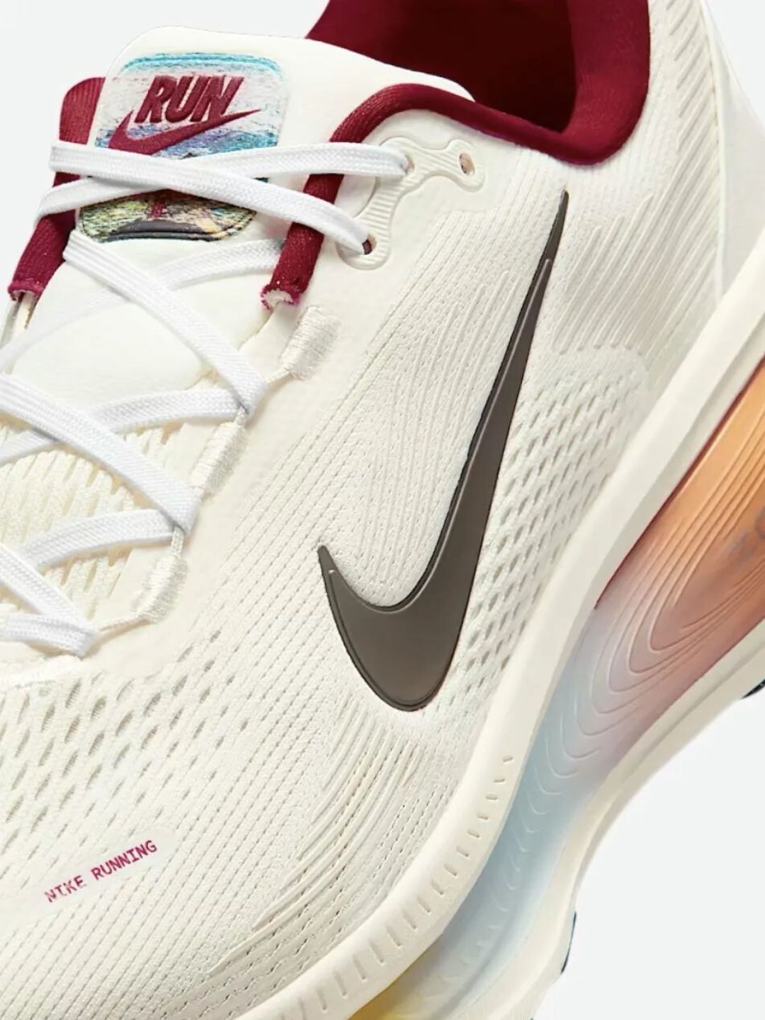 Nike Vomero 18 缓震跑鞋：ZoomX 只铺一层是巧思