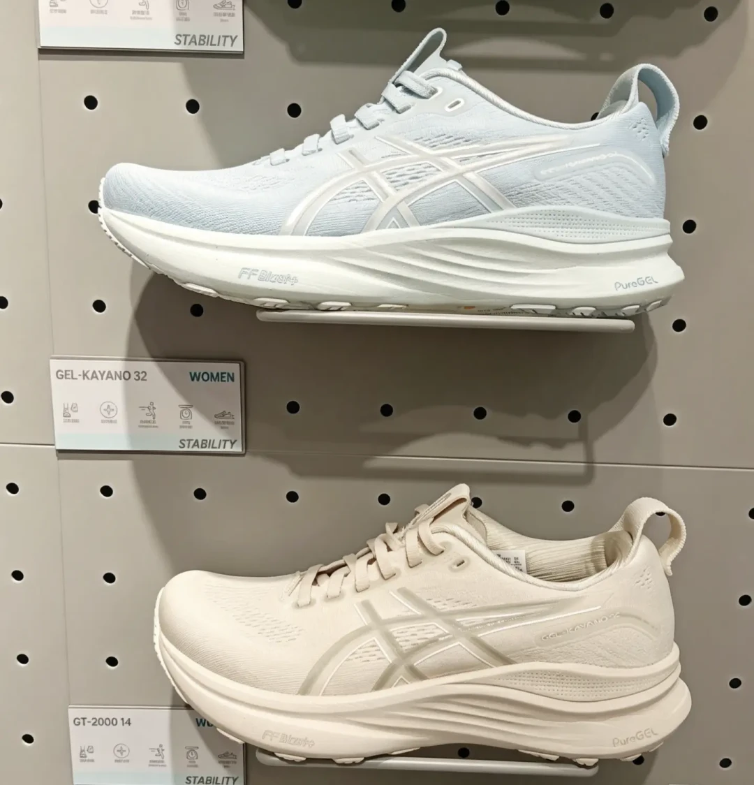 Kayano 32为什么评价两极：4D引导系统从硬顶改成引导
