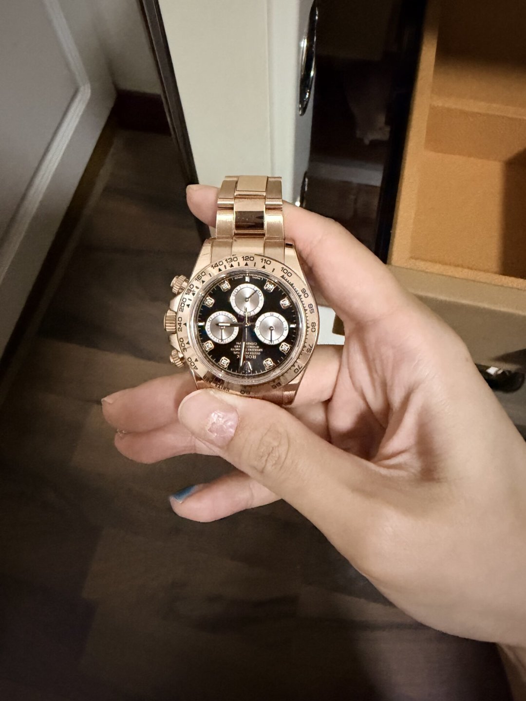双11要换新的先把旧表出掉：线上报3万7、到店实收3万3，出手前对完价梯、扣减、退路这三本账